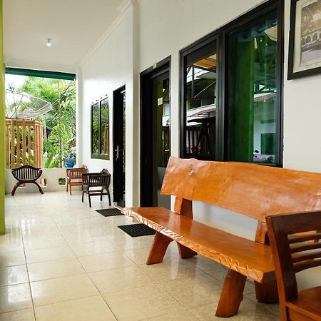 Oyo 2186 Esbe Hotel Syariah Tanjung Pandan Exterior photo