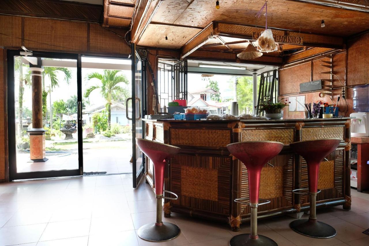 Oyo 2186 Esbe Hotel Syariah Tanjung Pandan Exterior photo